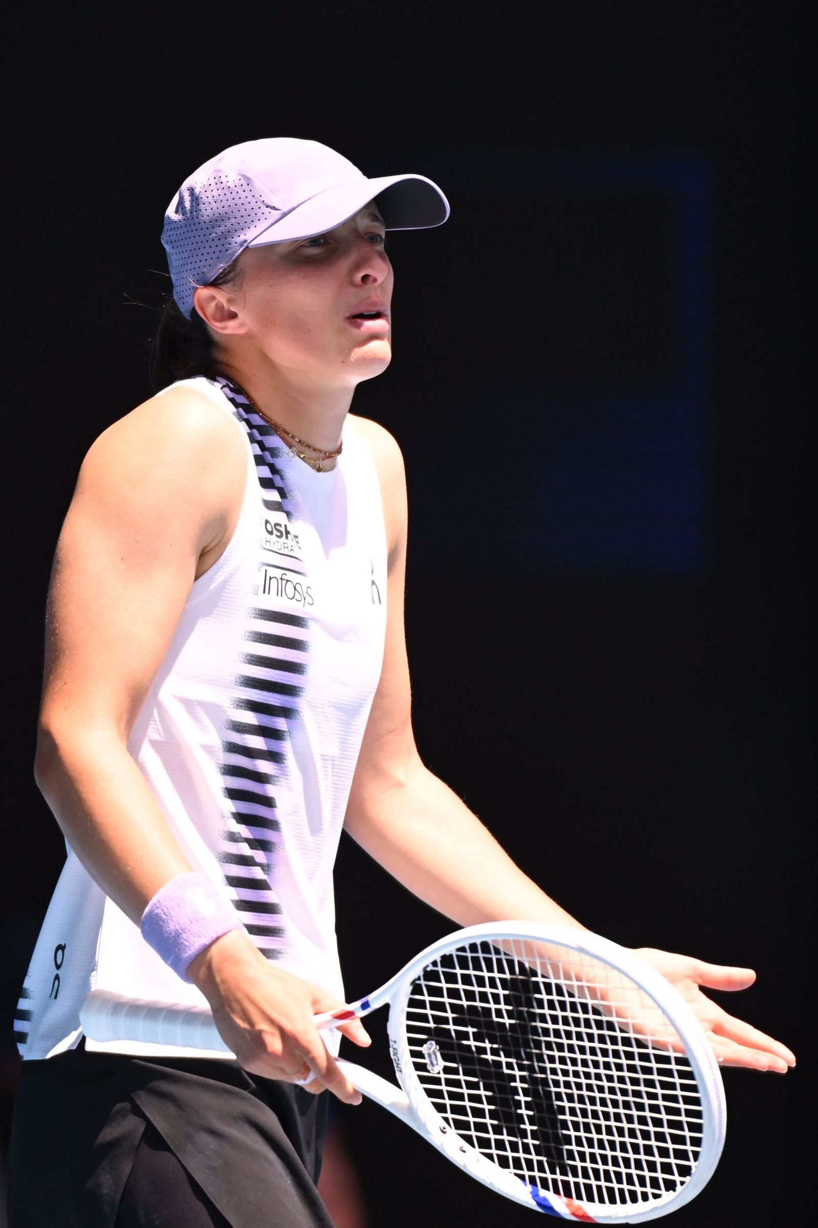 Las fotos de la retirada de Musetti ante Djokovic y del resto de cuartos de final