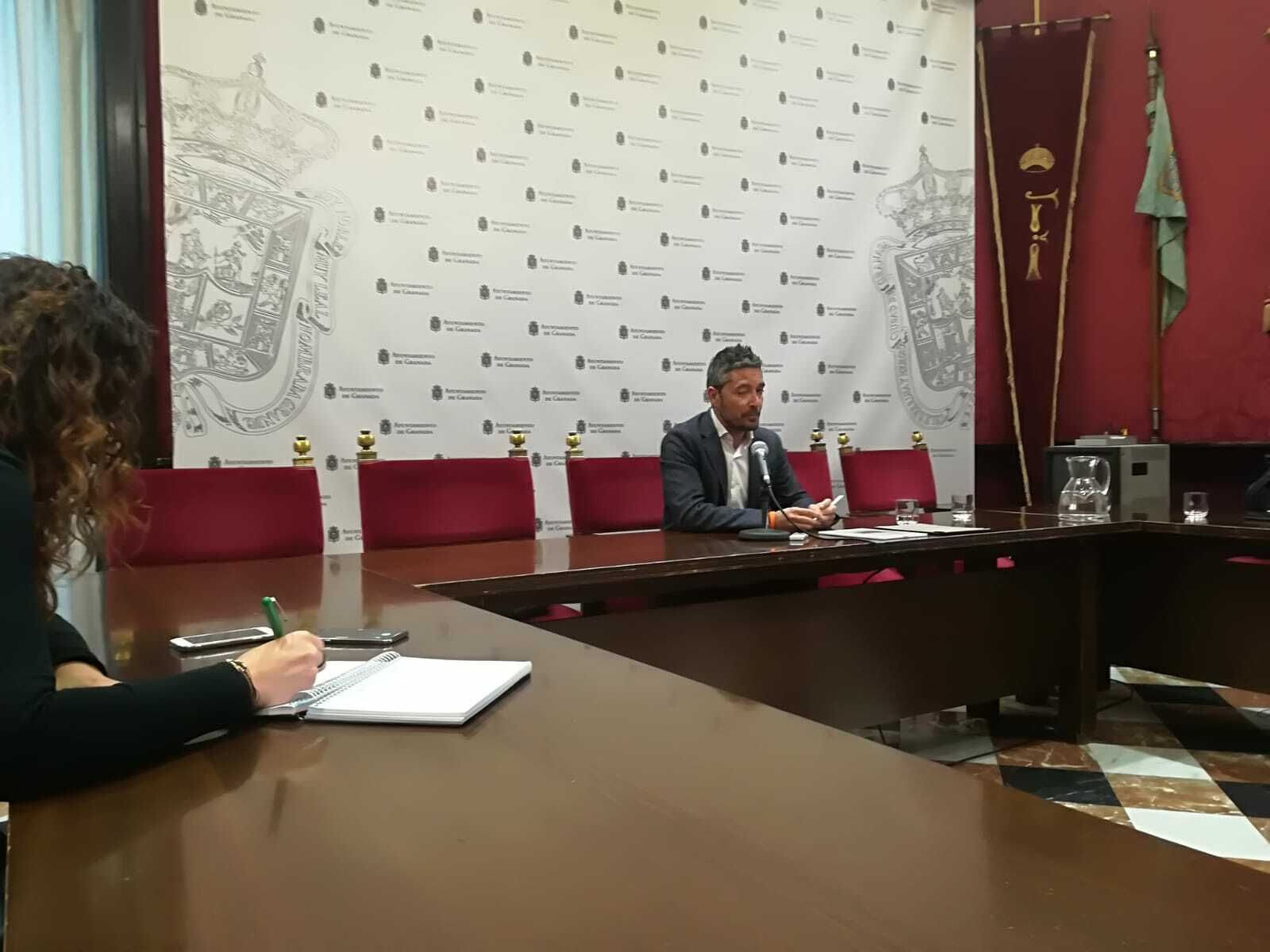 Manuel Olivares, hoy en rueda de prensa