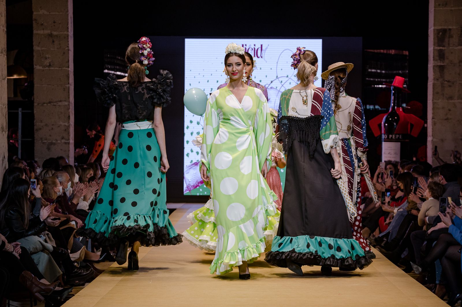 El desfile de Rocío Segovia en la Pasarela Flamenca de Jerez, todas las fotos