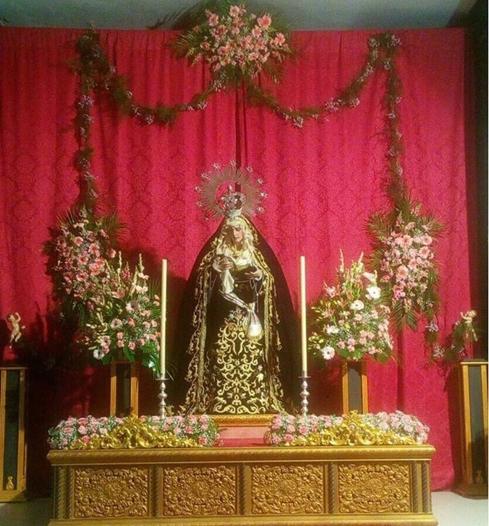 Virgen de la Piedad, en Cultos.