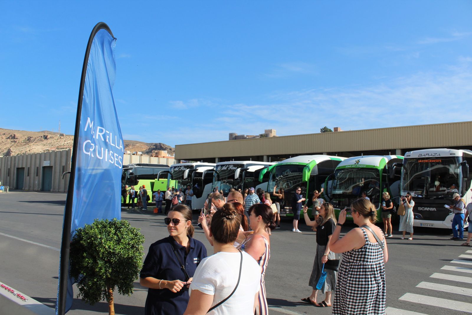 Vea cómo ha sido la visita del crucero Marella Voyager a Almería