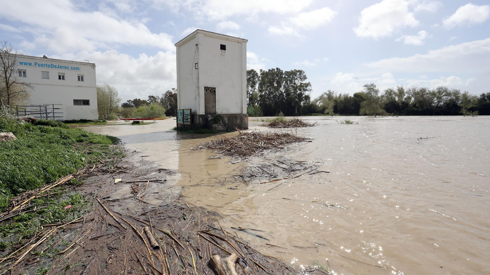 Operativo por el desbordamiento del río Guadalete