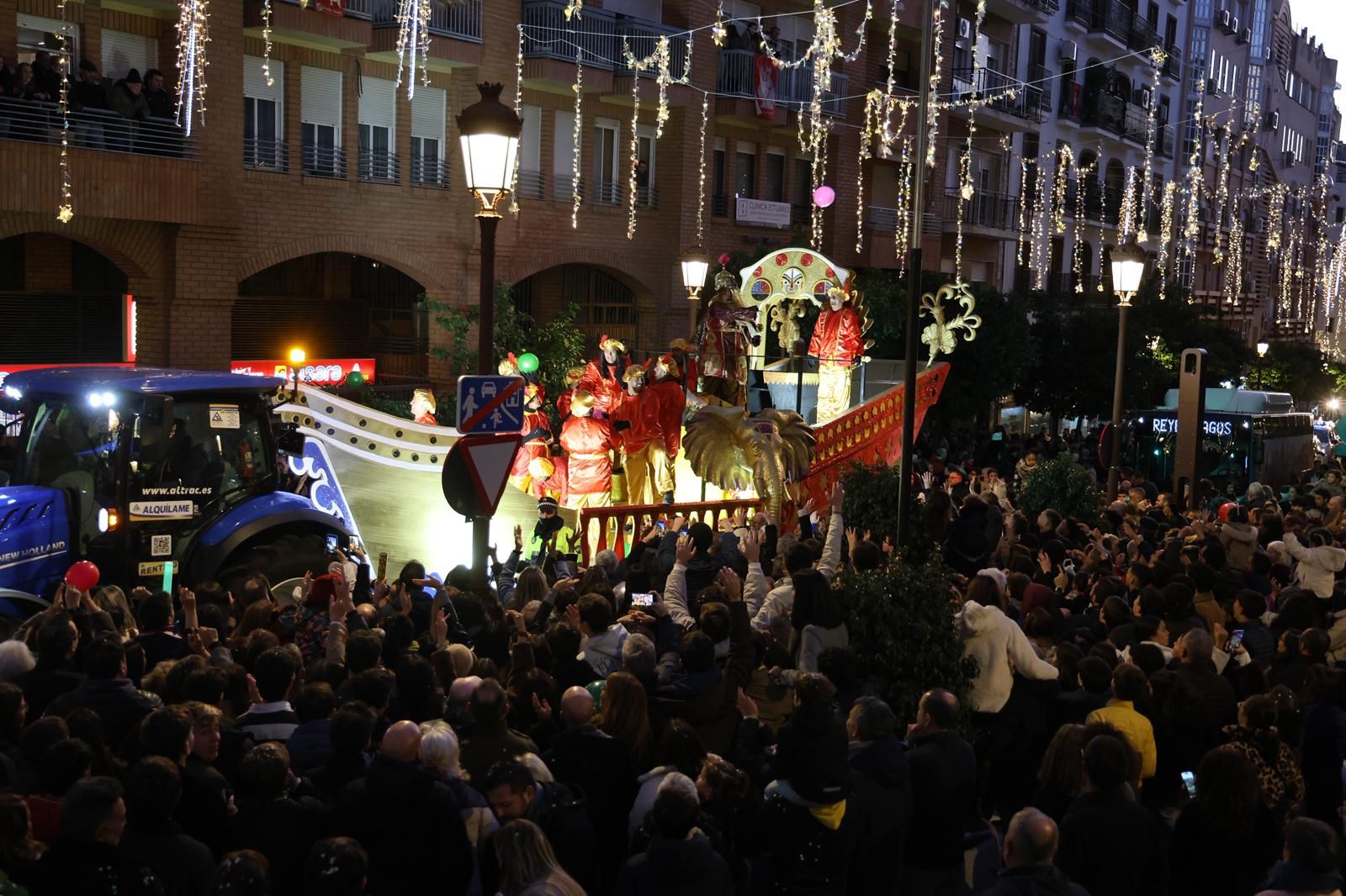 Los pajes de Gaspar cantan a la llegada a La Concepción.