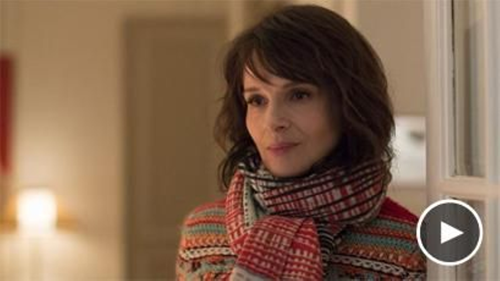 Juliette Binoche, en una imagen de 'Dobles vidas'.