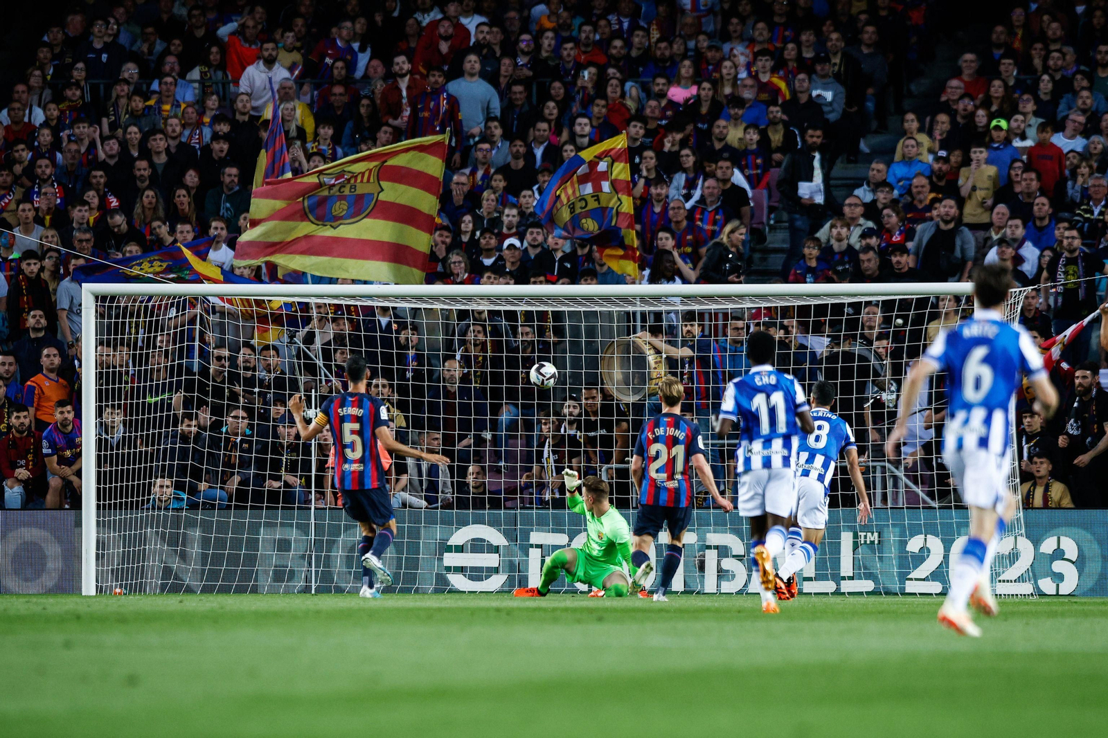 Las fotos de la fiesta del campeón Barcelona con derrota ante la Real