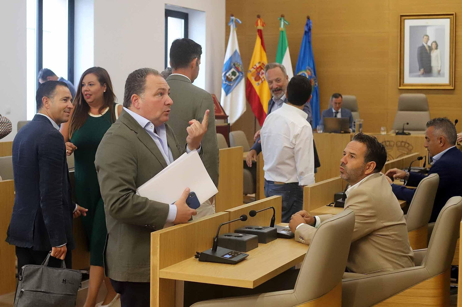 Imágenes del pleno extraordinario celebrado en la Diputación de Huelva