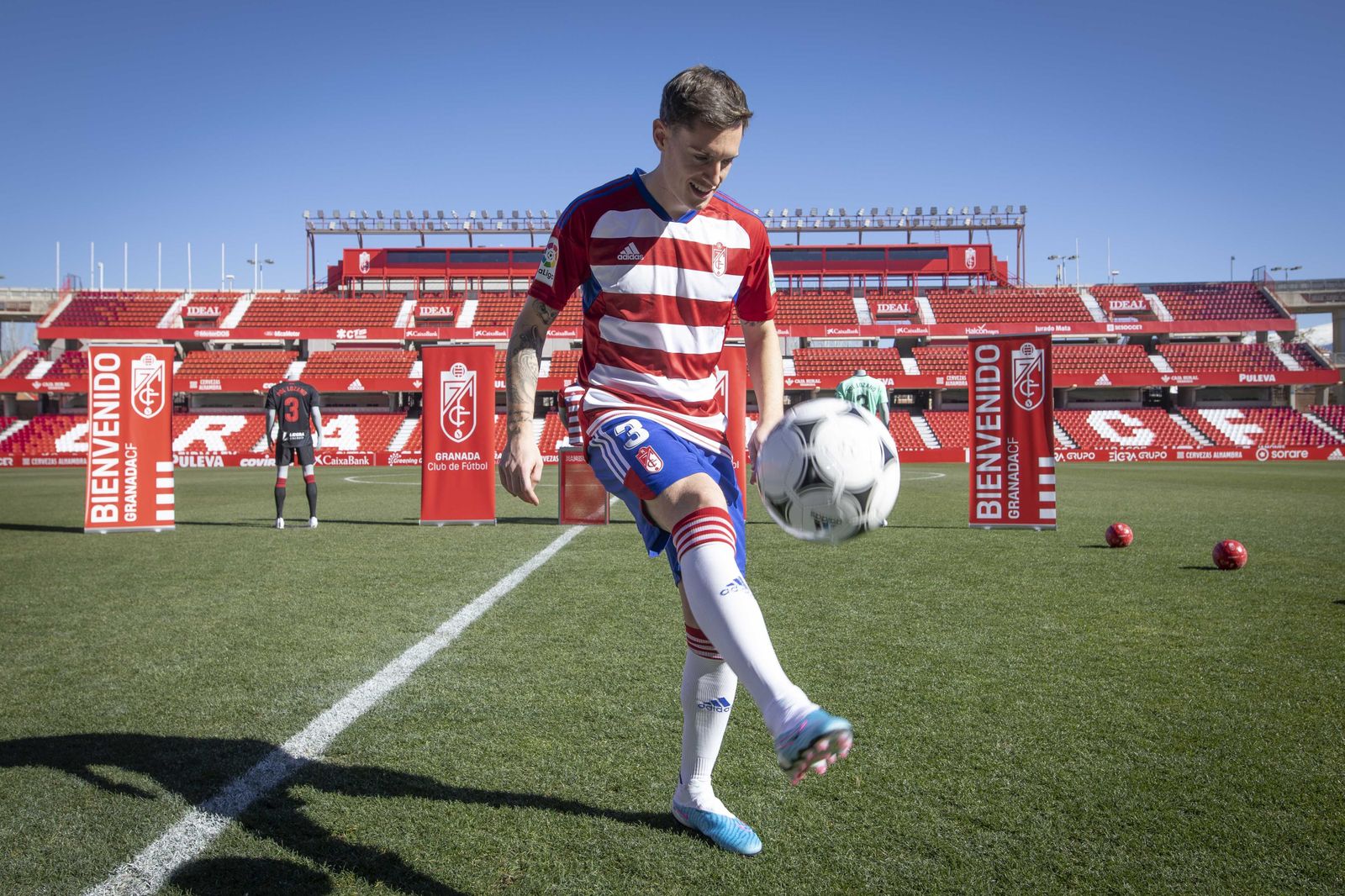 Las mejores imágenes de la presentación de Pol Lozano