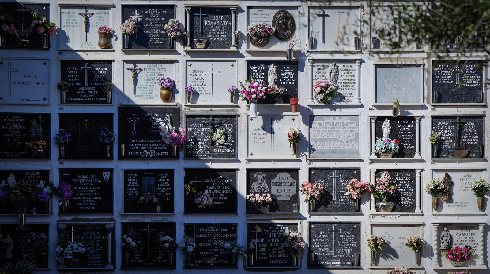 Día de todos los Santos en el cementerio de Jerez