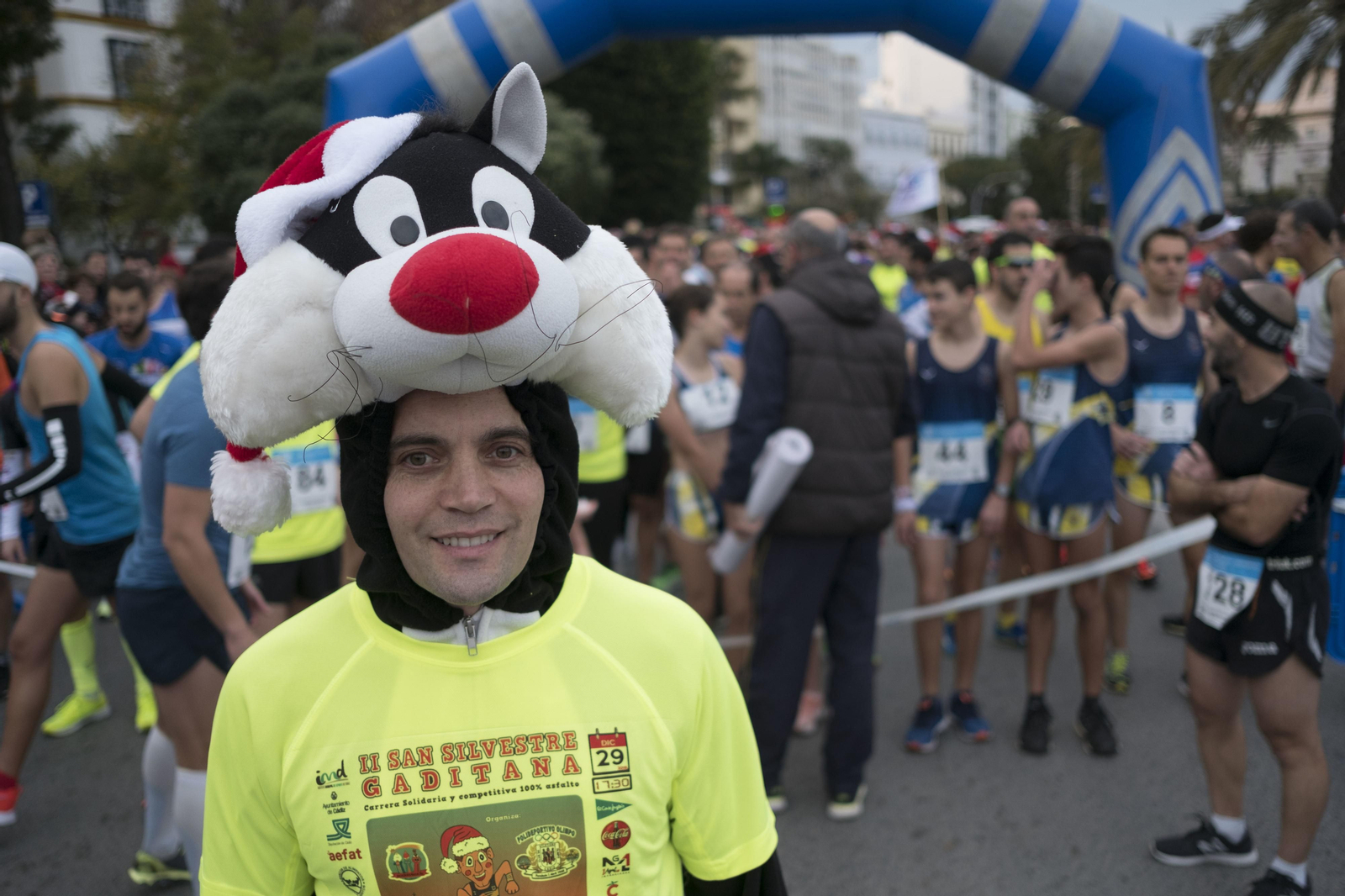 Las imágenes de la segunda edición de la San Silvestre gaditana