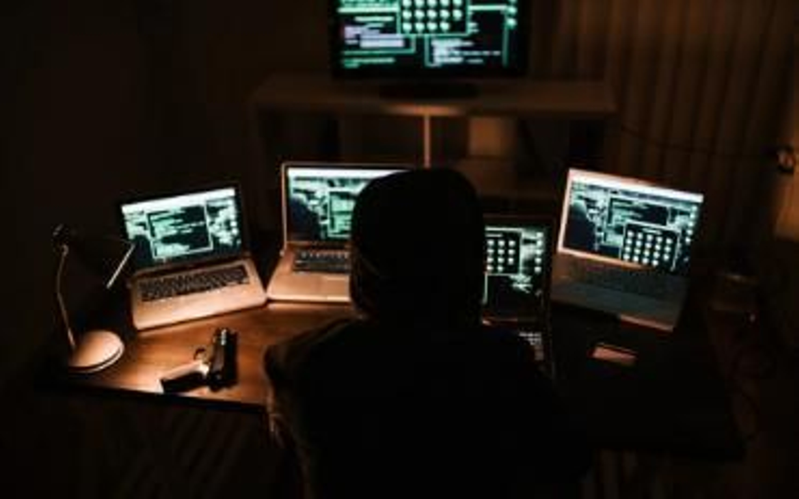 Desmantelan una red que compraba y vendía drogas de diseño por la 'deep web'