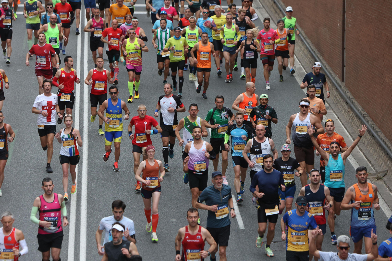 Búscate en la maratón de Sevilla 02