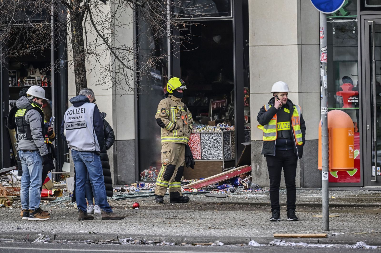 Las fotos del reventón del Aquadom en Berlín