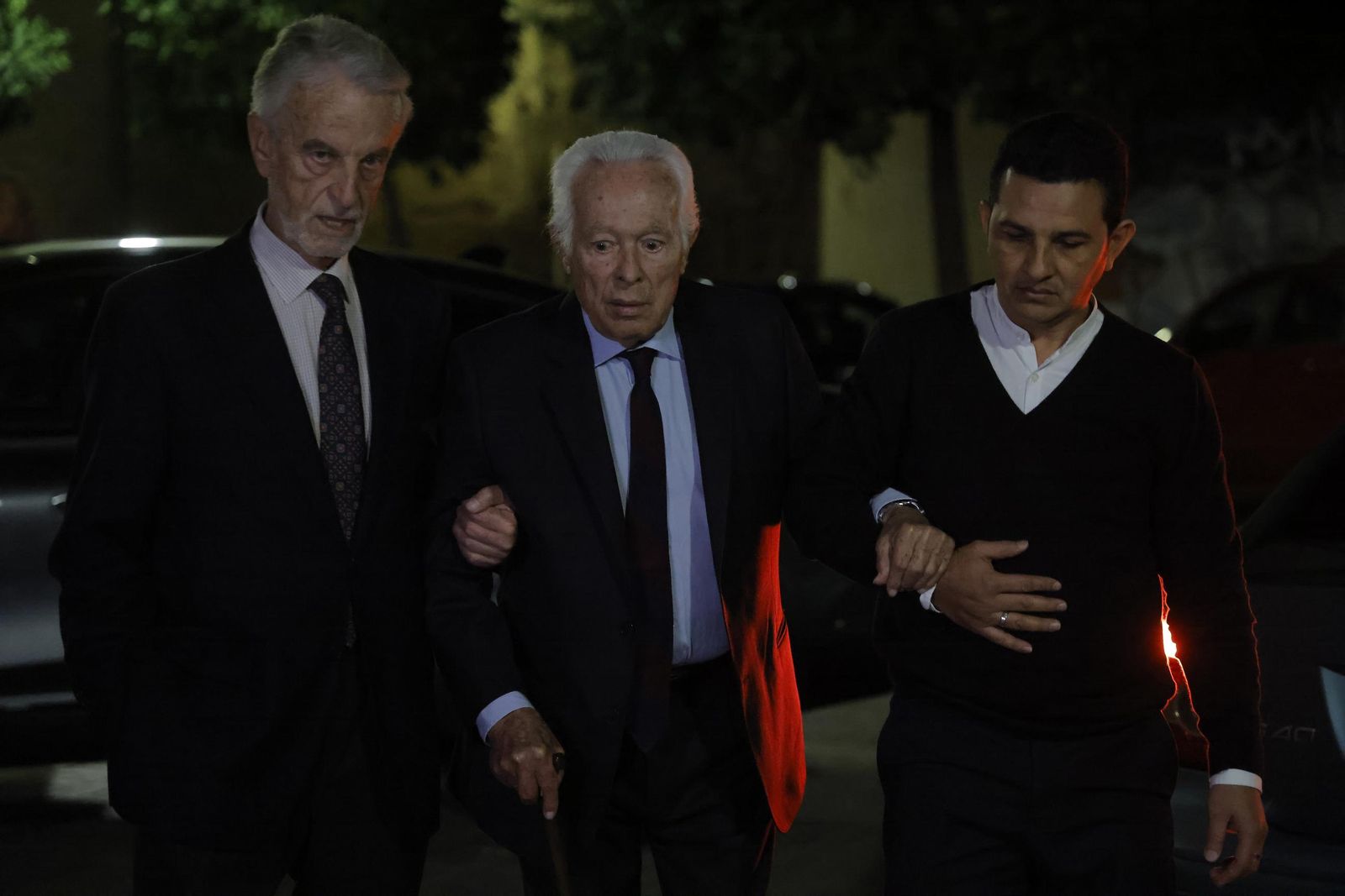 Famosos en el décimo aniversario de la muerte de la Duquesa de Alba, todas las fotos