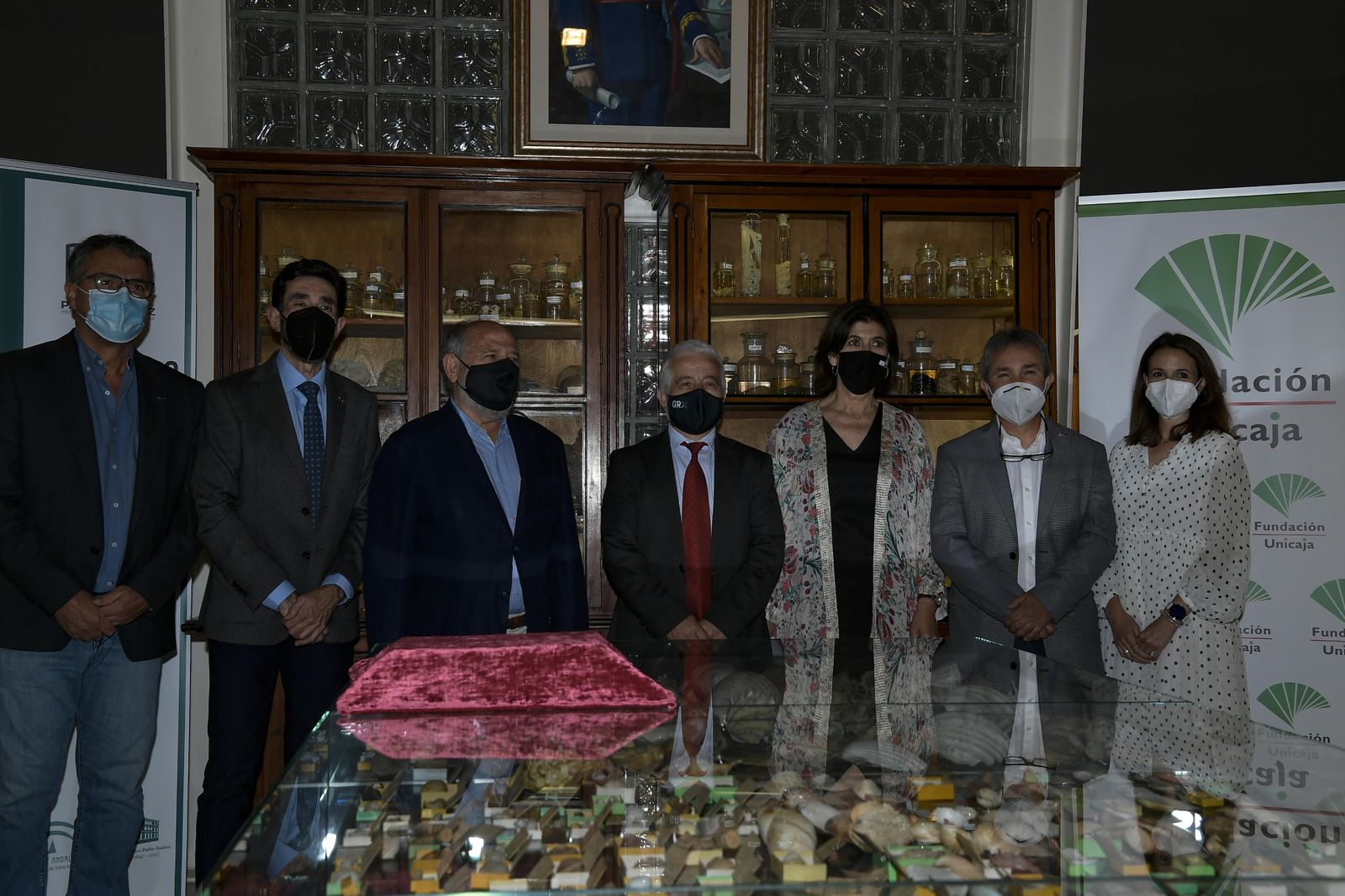 La inauguración del Museo de Ciencia del IES Padre Suárez de Granada, en imágenes