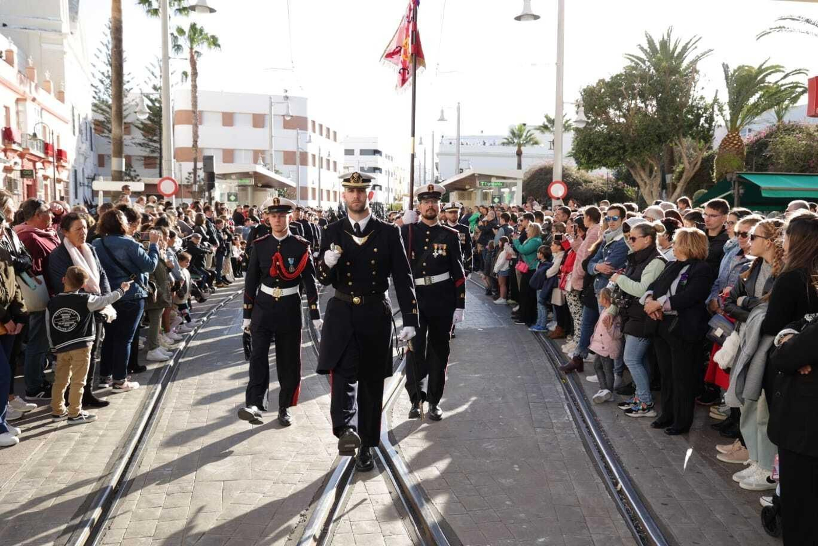Las imágenes de la procesión del Santo Entierro de la Semana Santa de San Fernando 2023