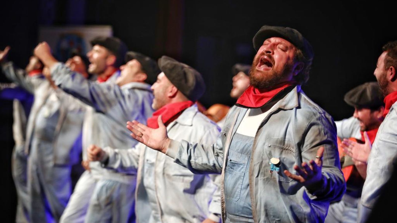 Antología de Martínez Ares ‘El vapor’ durante su actuación.