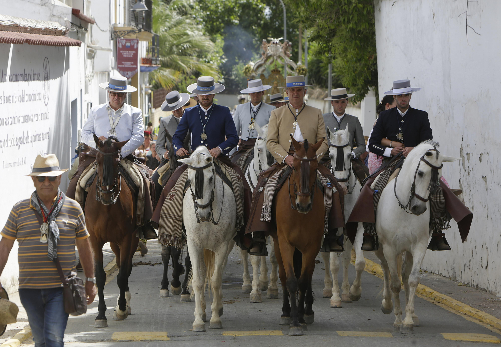 Paso de las Hermandades por Villamanrique