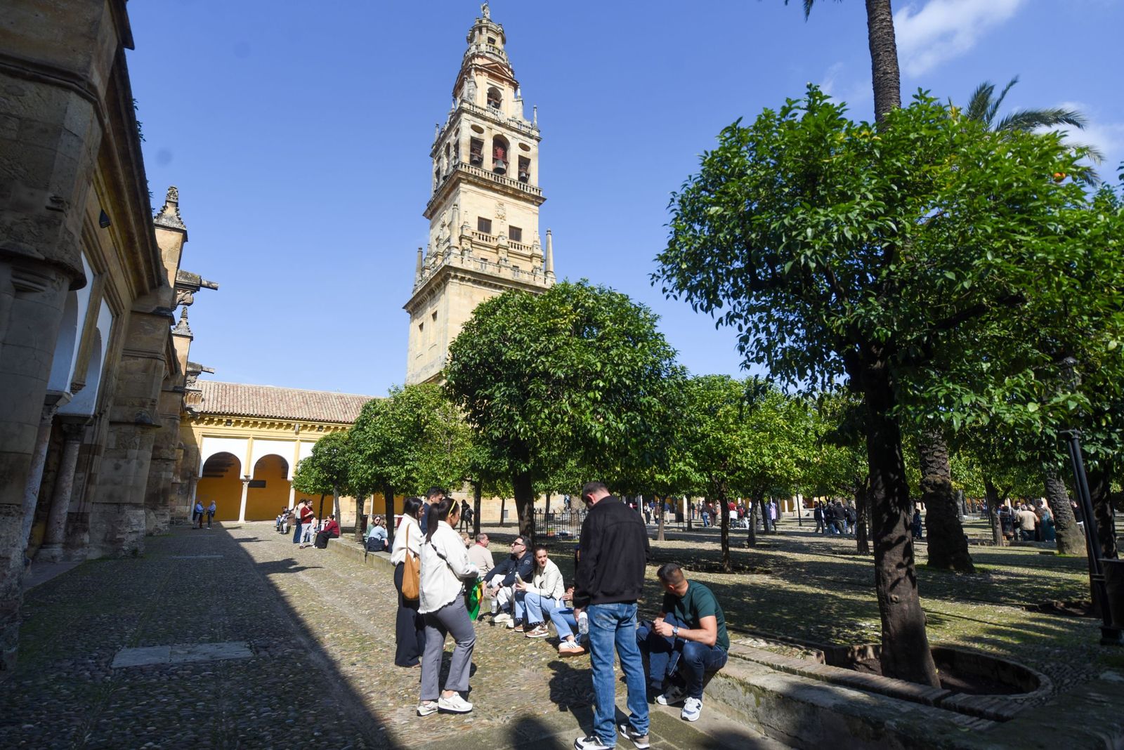 El arranque de la primavera meteorológica en Córdoba, en imágenes