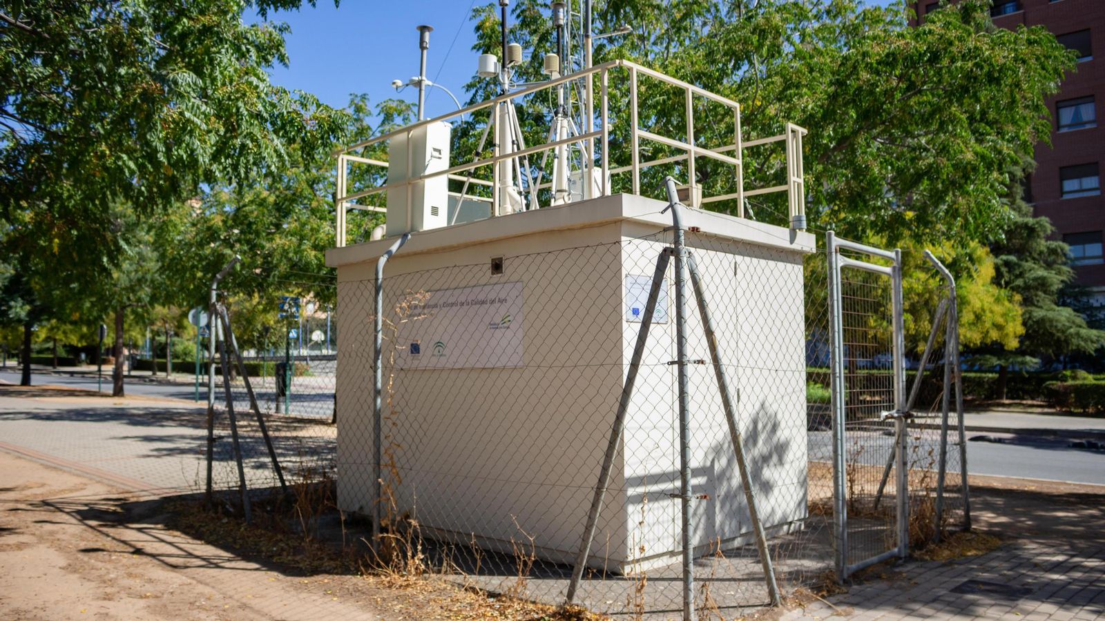 Estación medidora en la Avenida Luis Miranda Dávalos.
