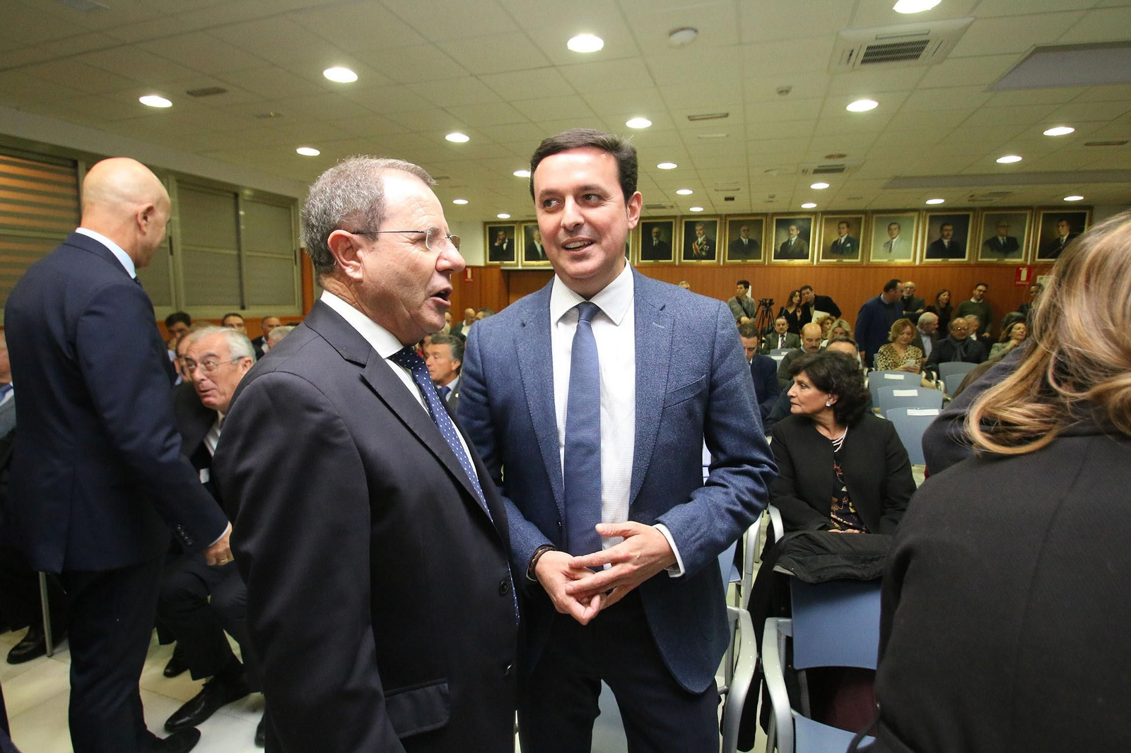 Fotogalería de la toma de posesión de Jerónimo Pérez como presidente de la Cámara de Comercio