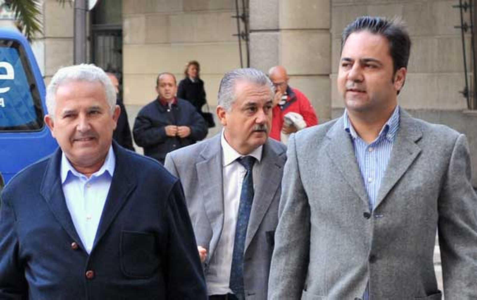 El jurado deberá decidir si hubo un soborno a la concejal de Camas o una trama-trampa a los políticos