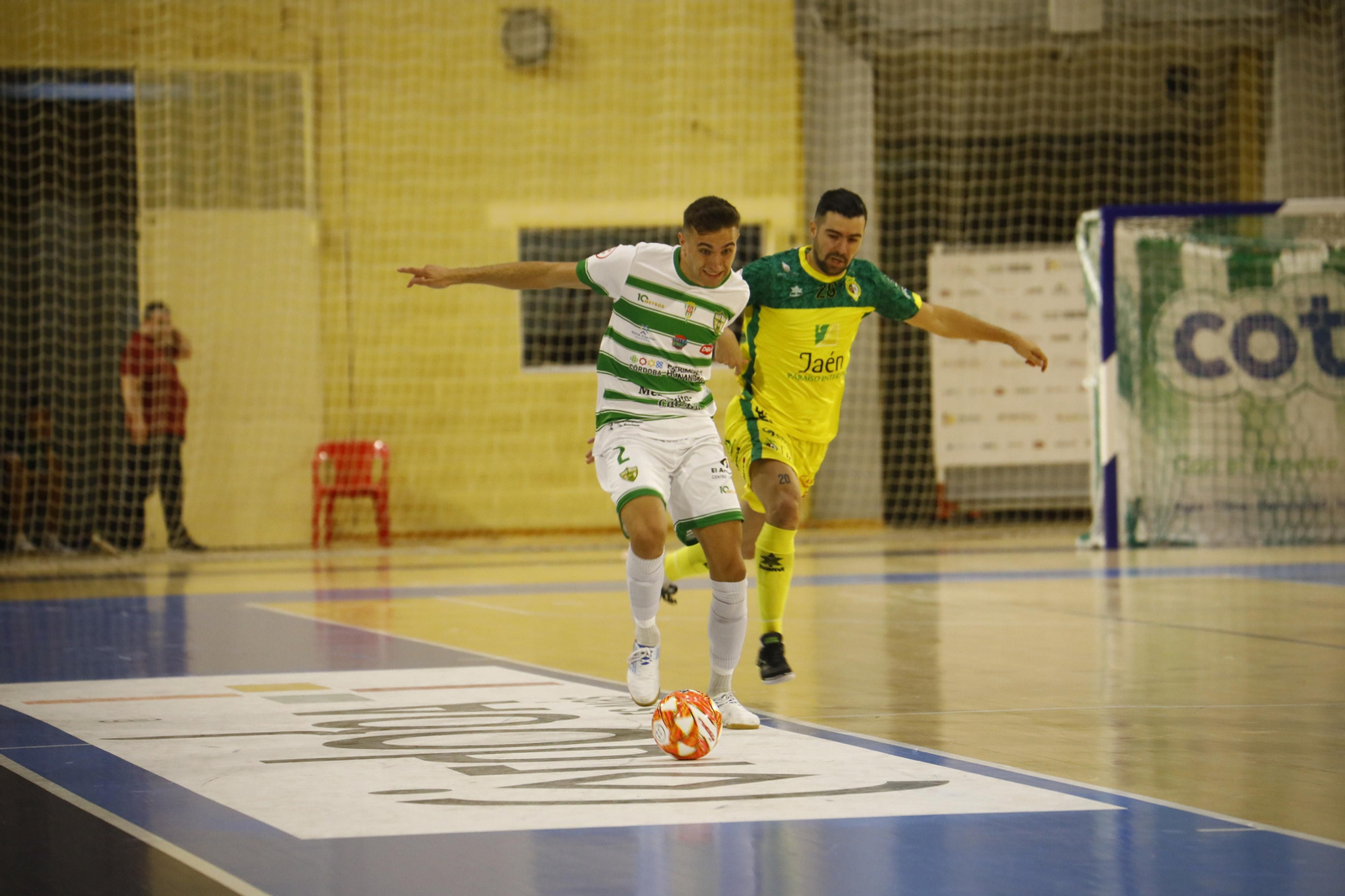 Las imágenes del empate entre el Córdoba Futsal y el Jaén Paraíso Interior