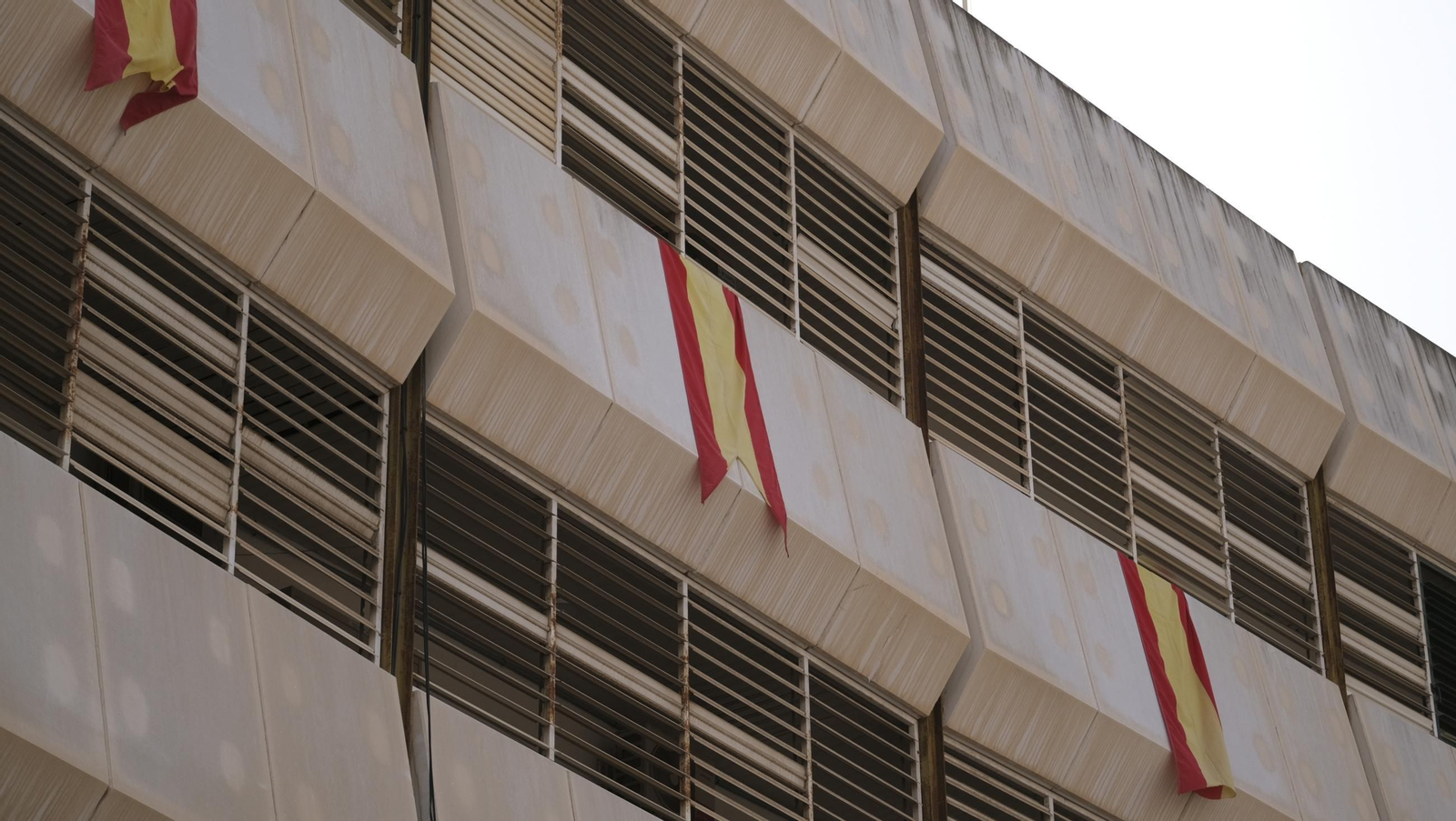 Las imágenes de la celebración del Día del Pilar en la Comandancia de la Guardia Civil de Almería