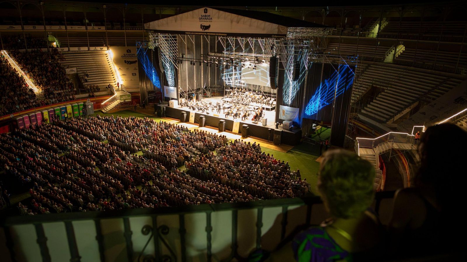 Concierto inaugural de la I Bienal de Flamenco de Granada en la Plaza de Toros