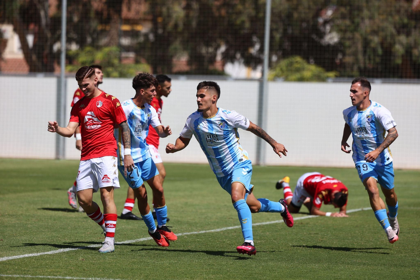Las mejores fotos del Atlético Malagueño-Arenas de Armilla, otro hat-trick de Chupete