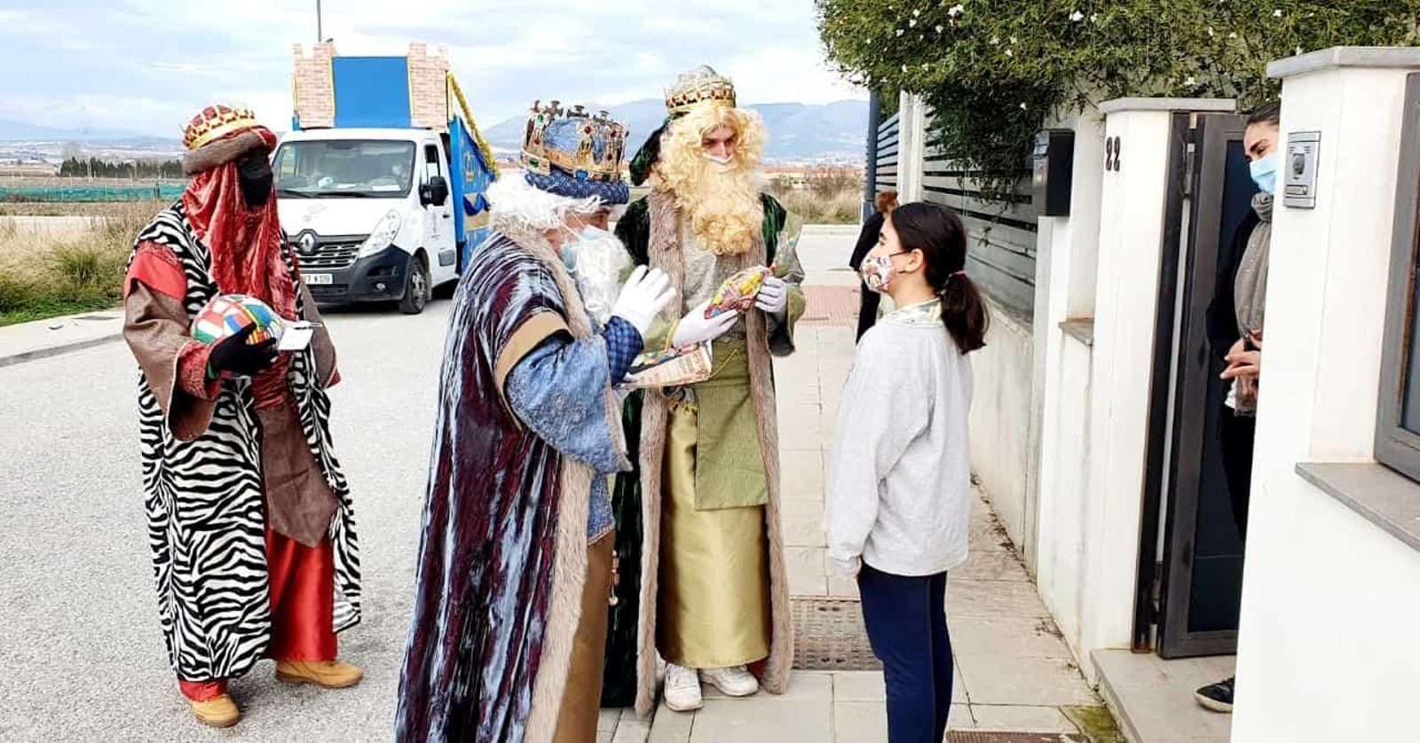 Visitando a algunos niños en sus domicilios