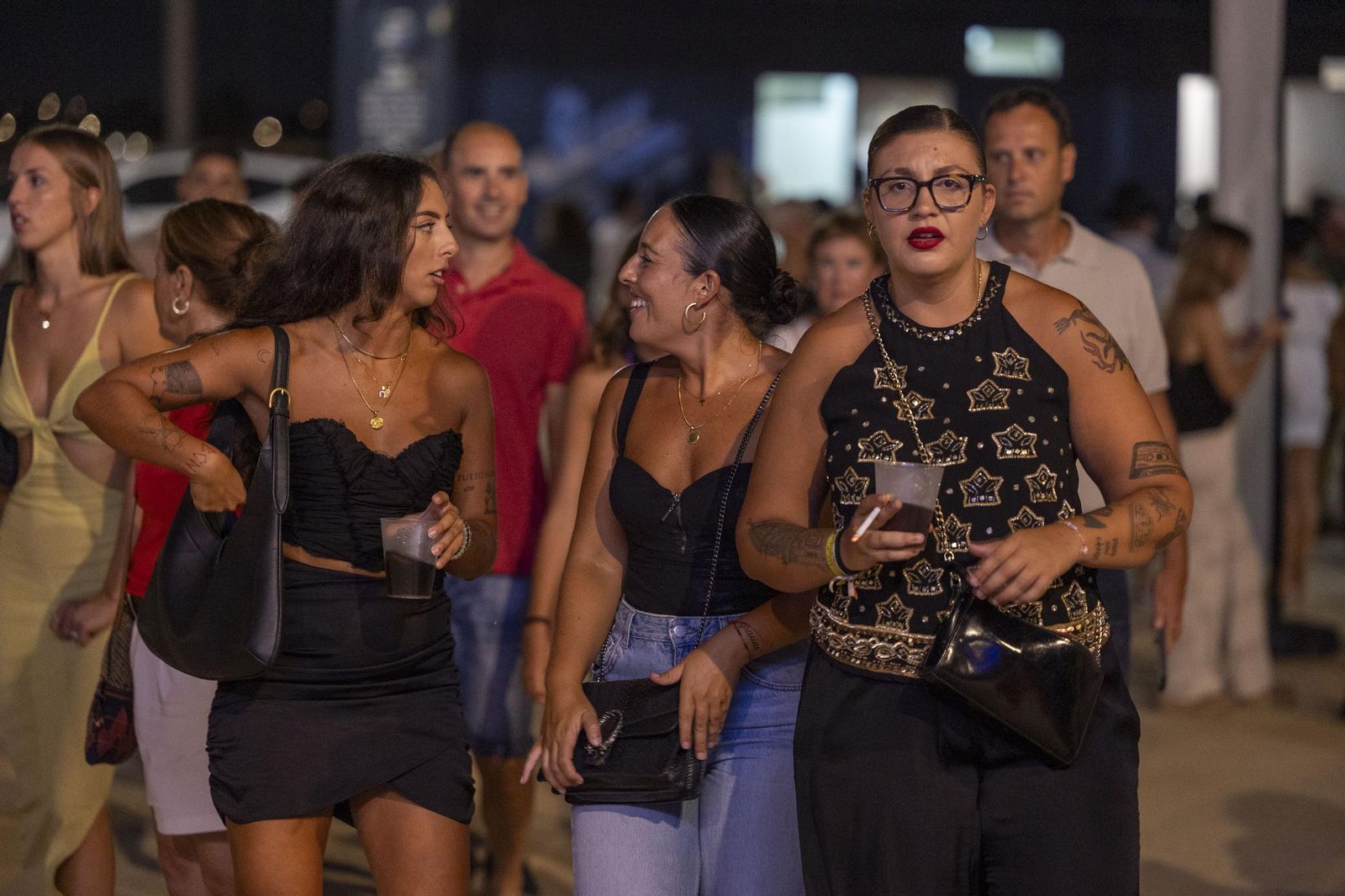 Búscate en el concierto de El Barrio en Concert Music en Chiclana