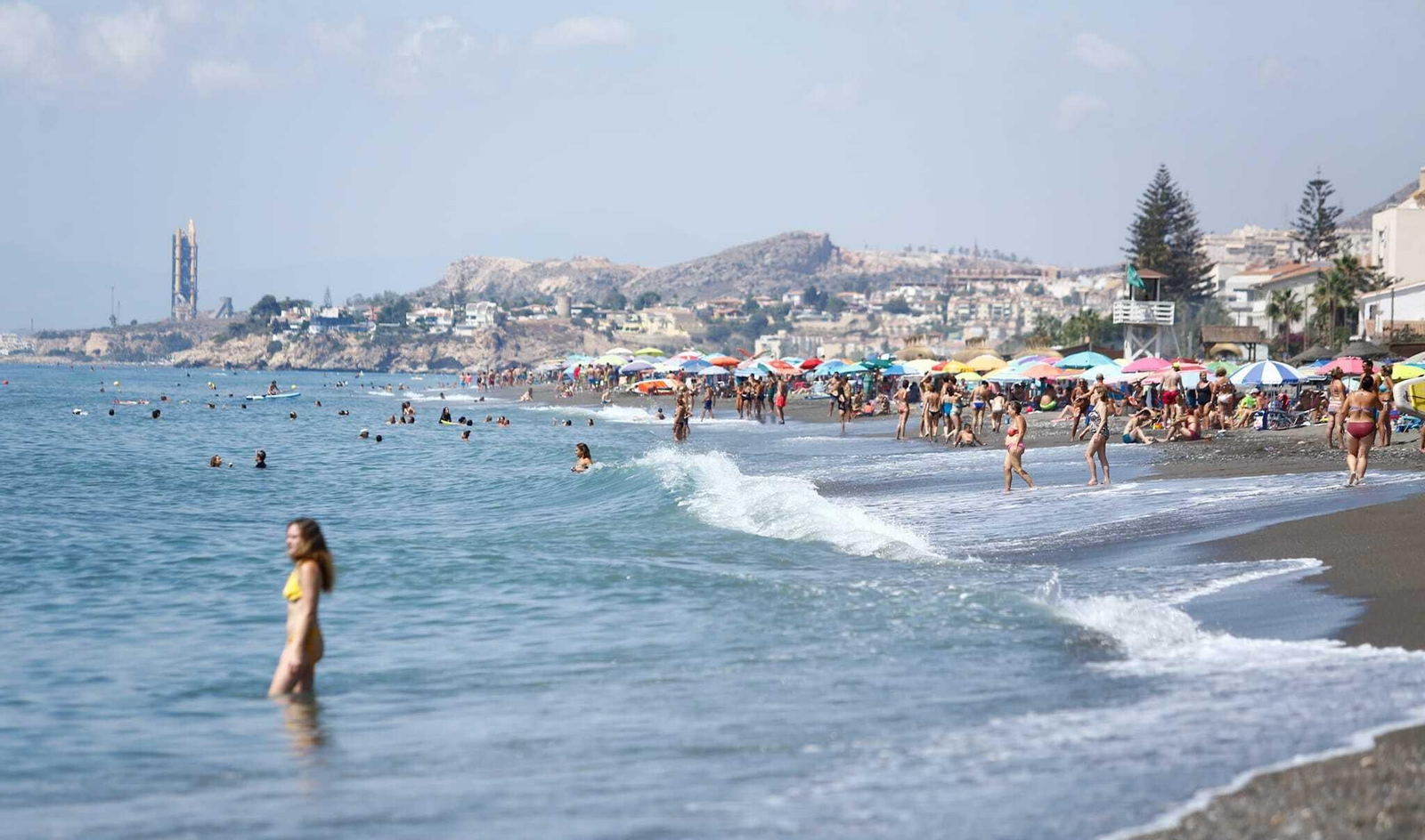 Último domingo de agosto en las playas de Málaga (fotos)