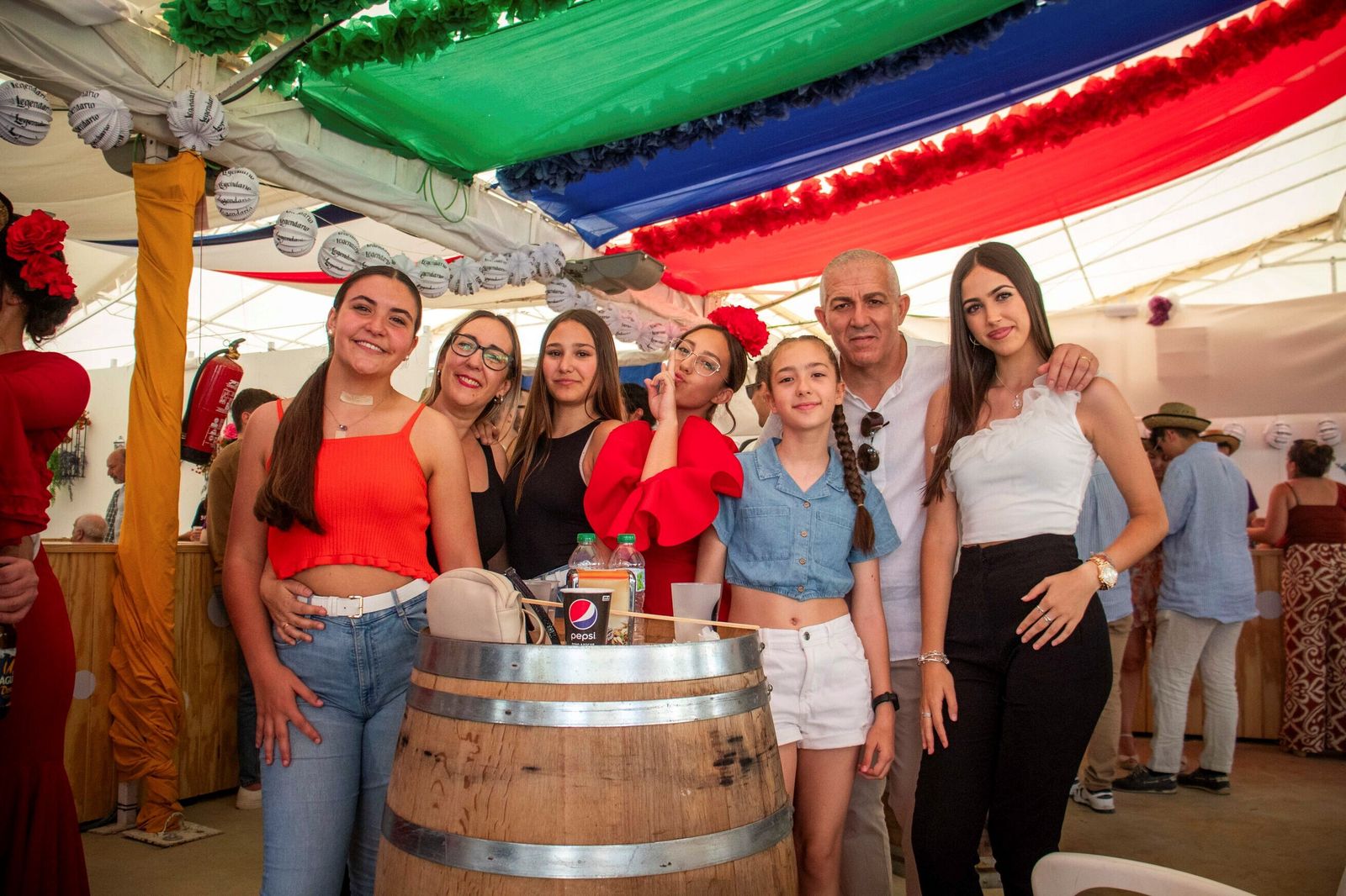 Granada vive un domingo de Corpus marcado por el buen tiempo.