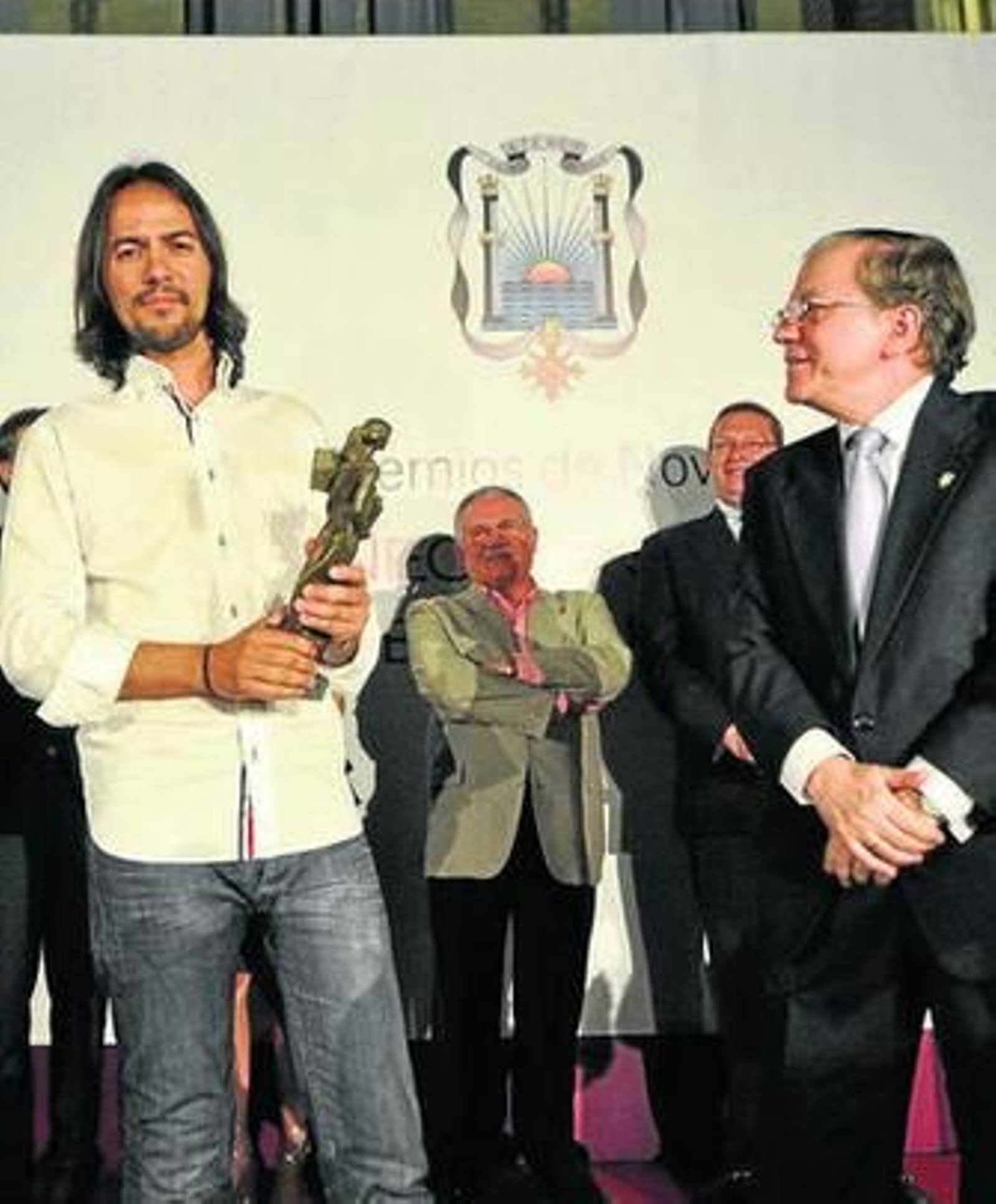 Fernando Otero, Ateneo Joven por una obra sobre el Che.