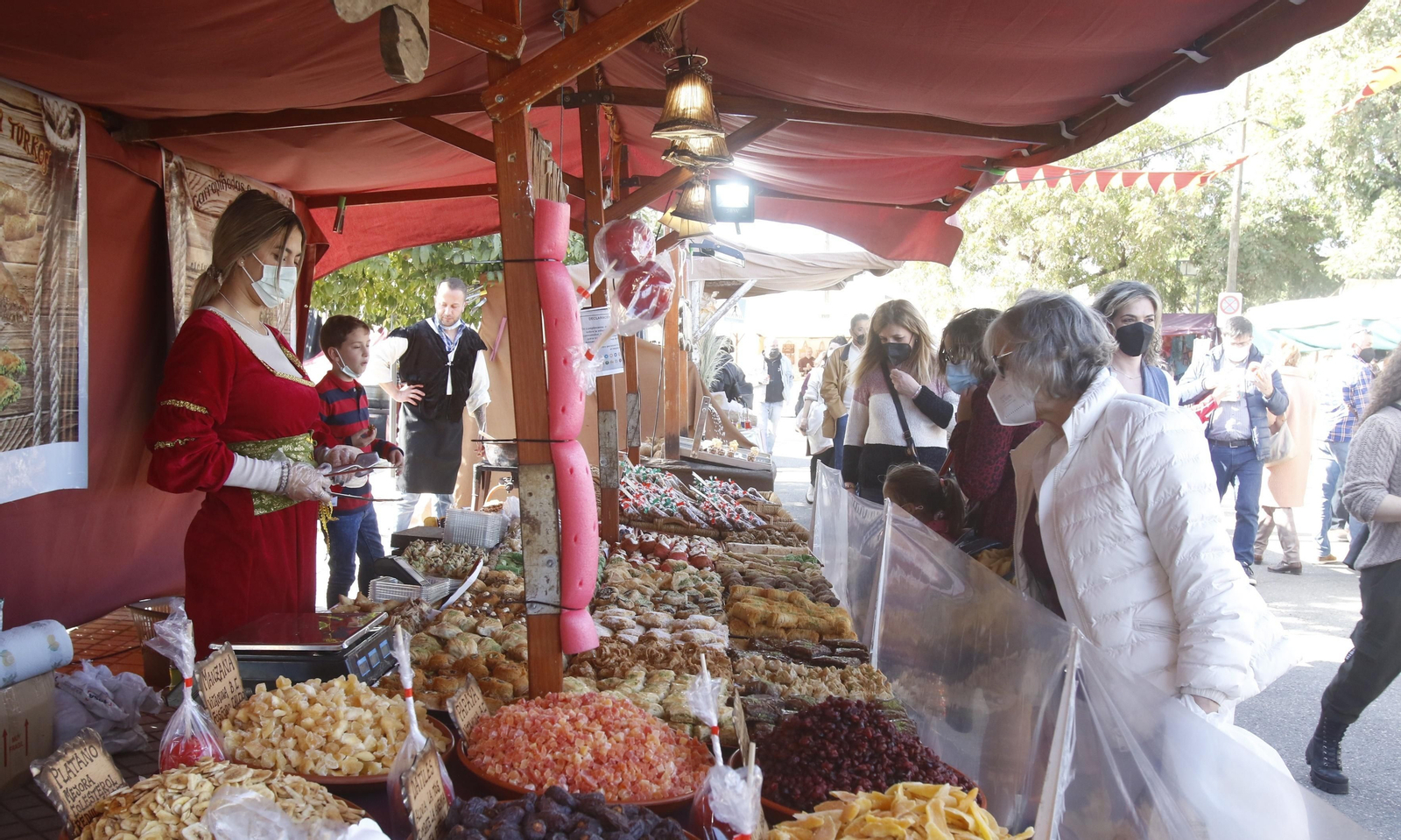Las fotografías del día grande del Mercado Renacentista de Córdoba
