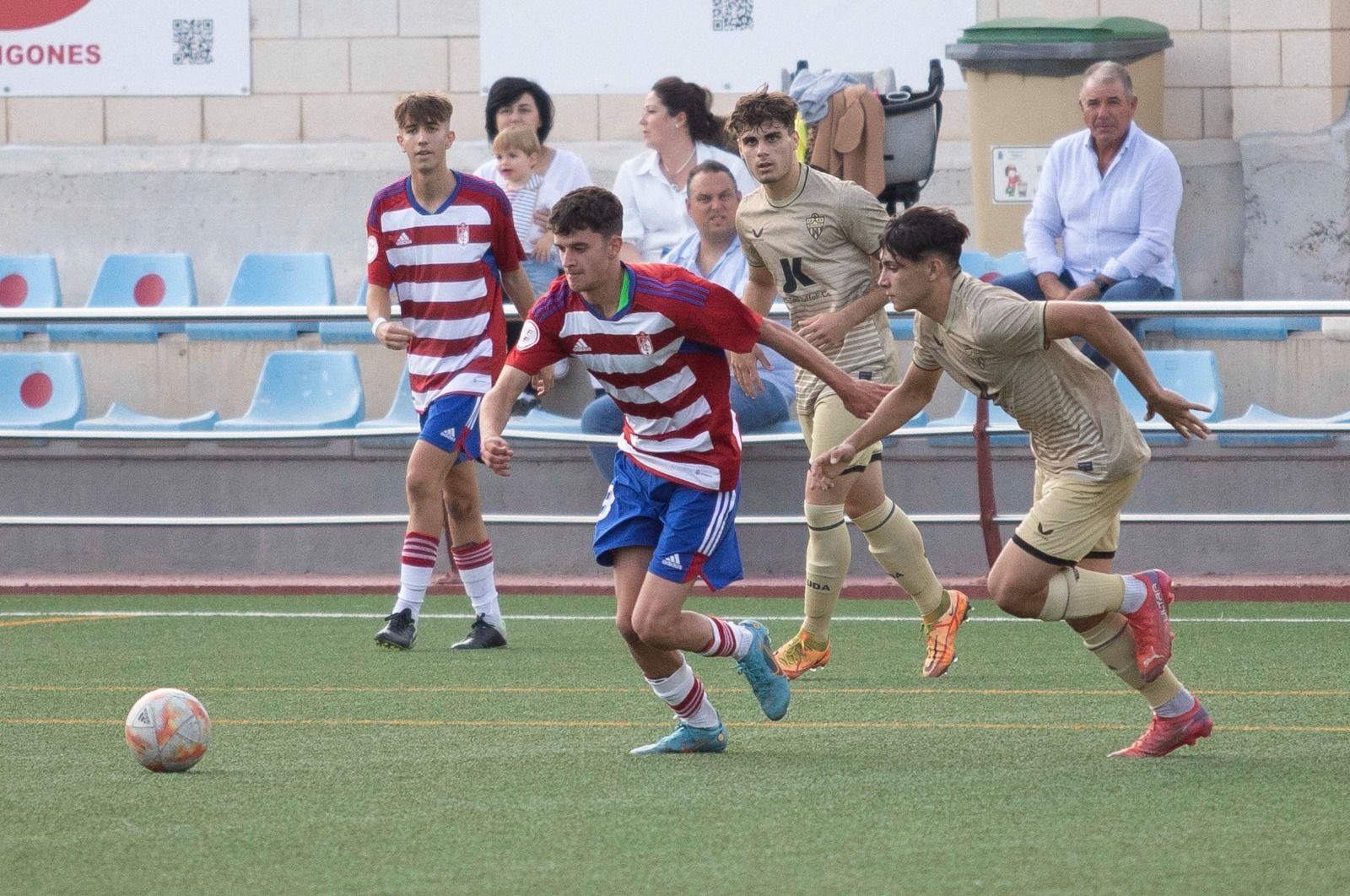 Un lance del Granada - Almería.