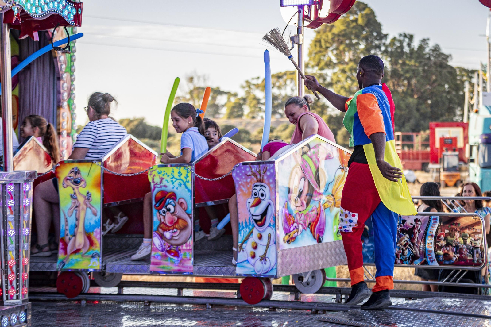 Búscate en las imágenes del jueves de la Feria del Carmen y de la Sal 2025 en San Fernando