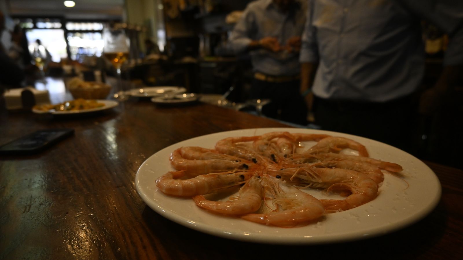 La gamba blanca de Huelva sigue sigue brillando cada año en las comidas y cenas navideñas