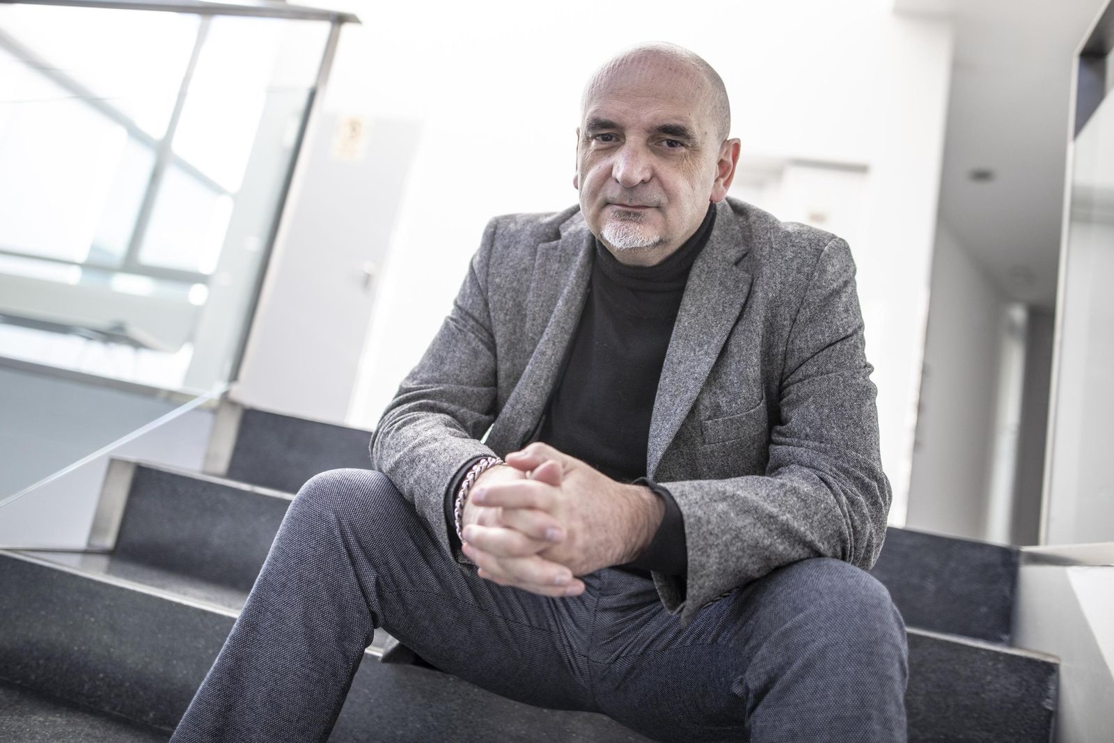 Francisco Acuyo presenta 'La ciudad constelada'