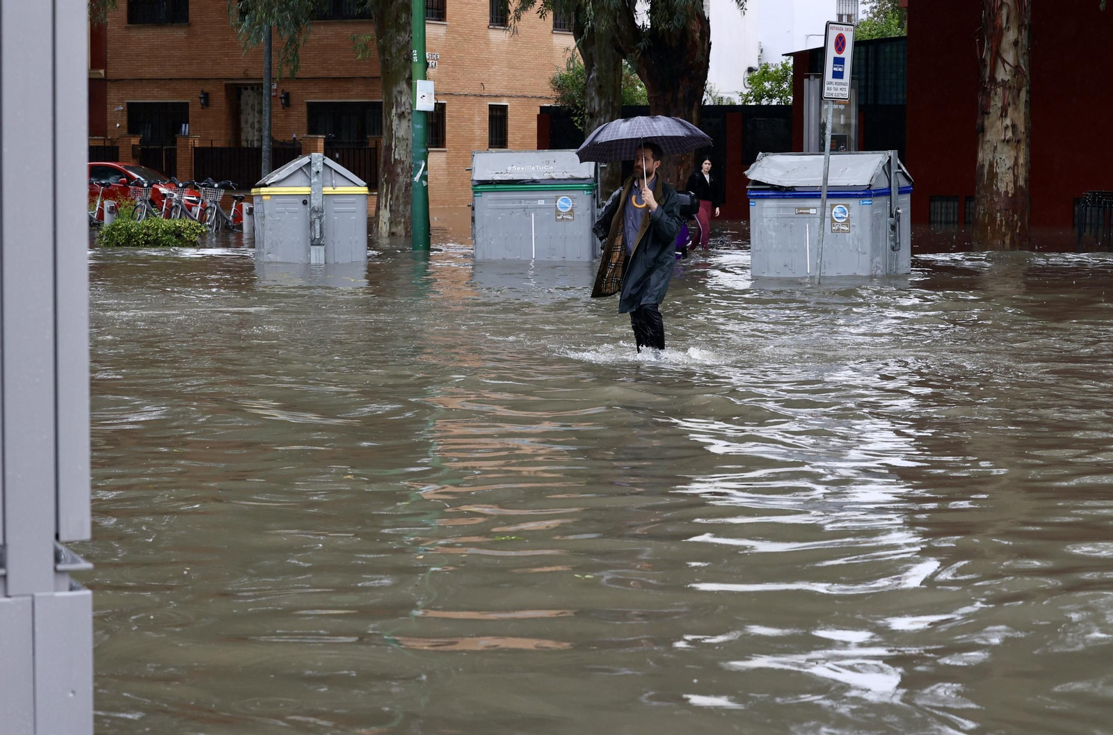 Inundación en la Ronda del Tamarguillo