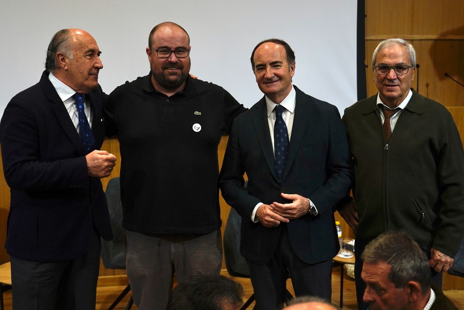 Fotos de la entrega del reconocimiento a Asier Unciti