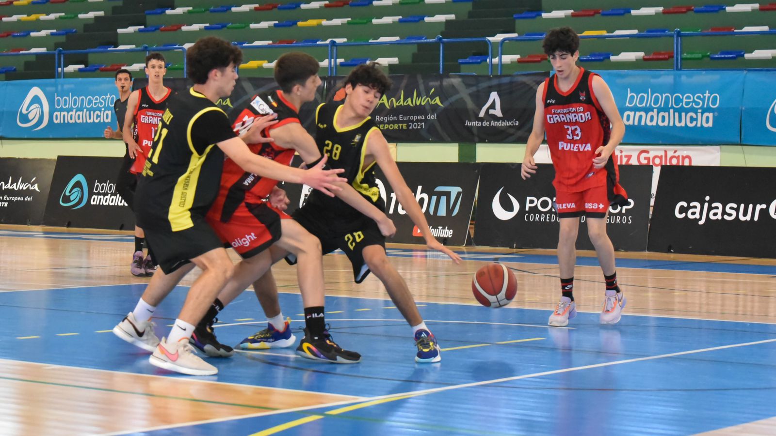 Las fotos de los cuartos de final del Cadeba infantil de La Línea