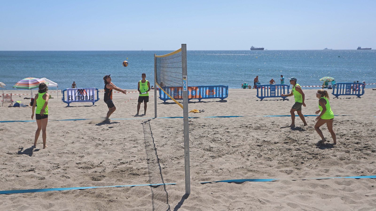 Fotos del torneo de Voley Playa en La Línea