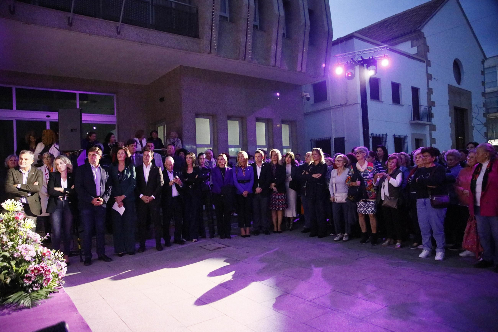 Manifestación por el 25 N en Roquetas de Mar