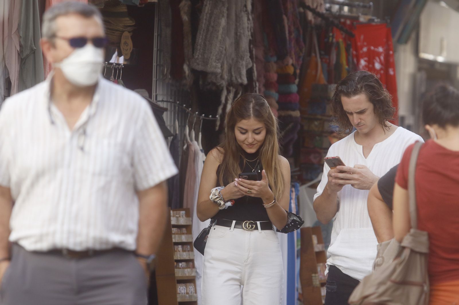 Lleno al completo en Córdoba en el puente del Pilar