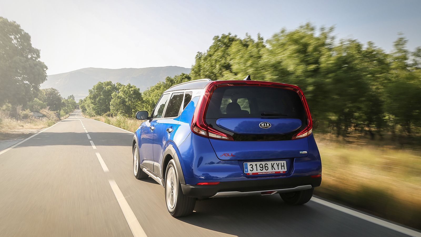 Este nuevo e-Soul es un SUV de tamaño pequeño.