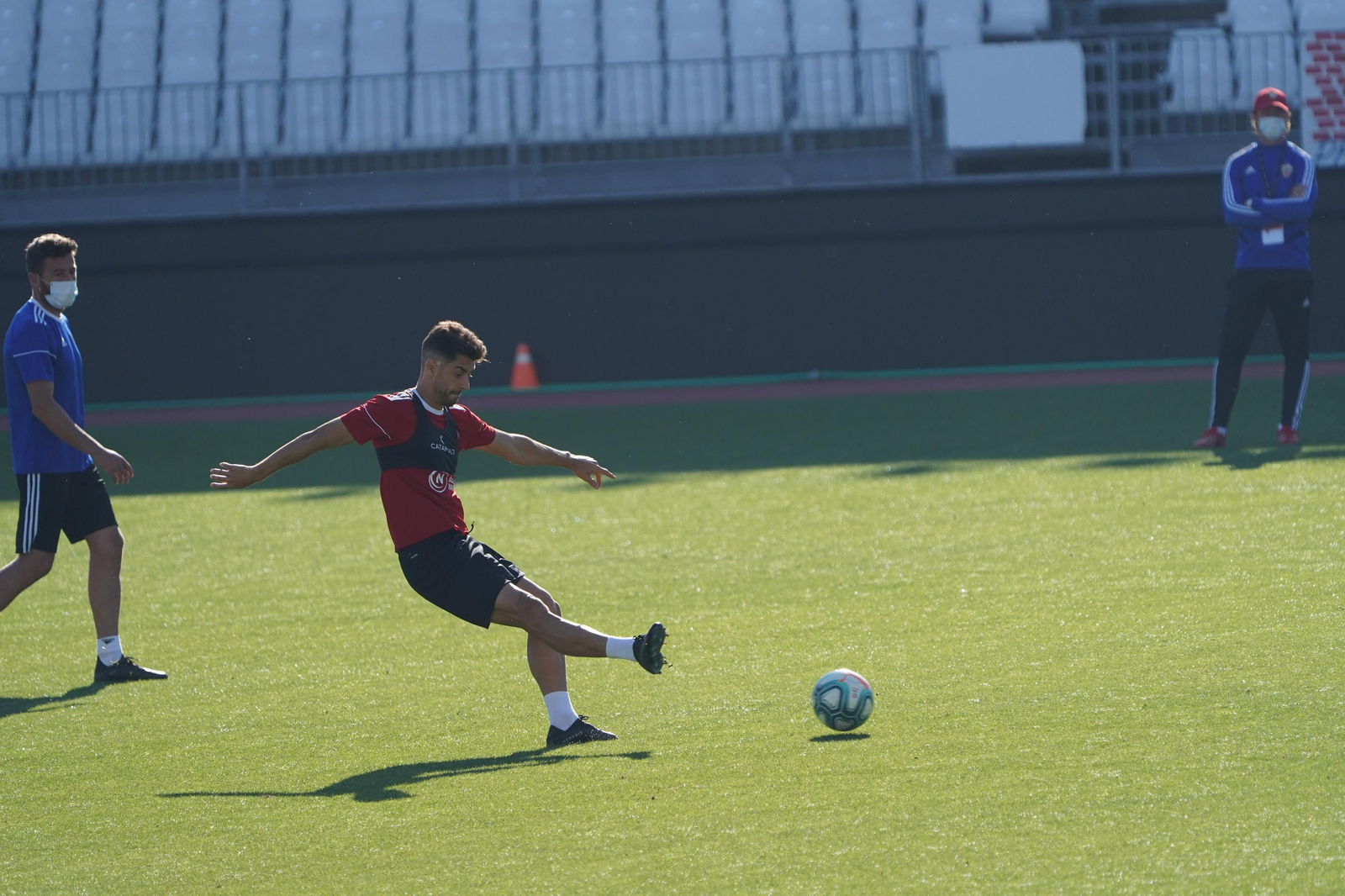 Entrenamiento del Almería (jueves 11)