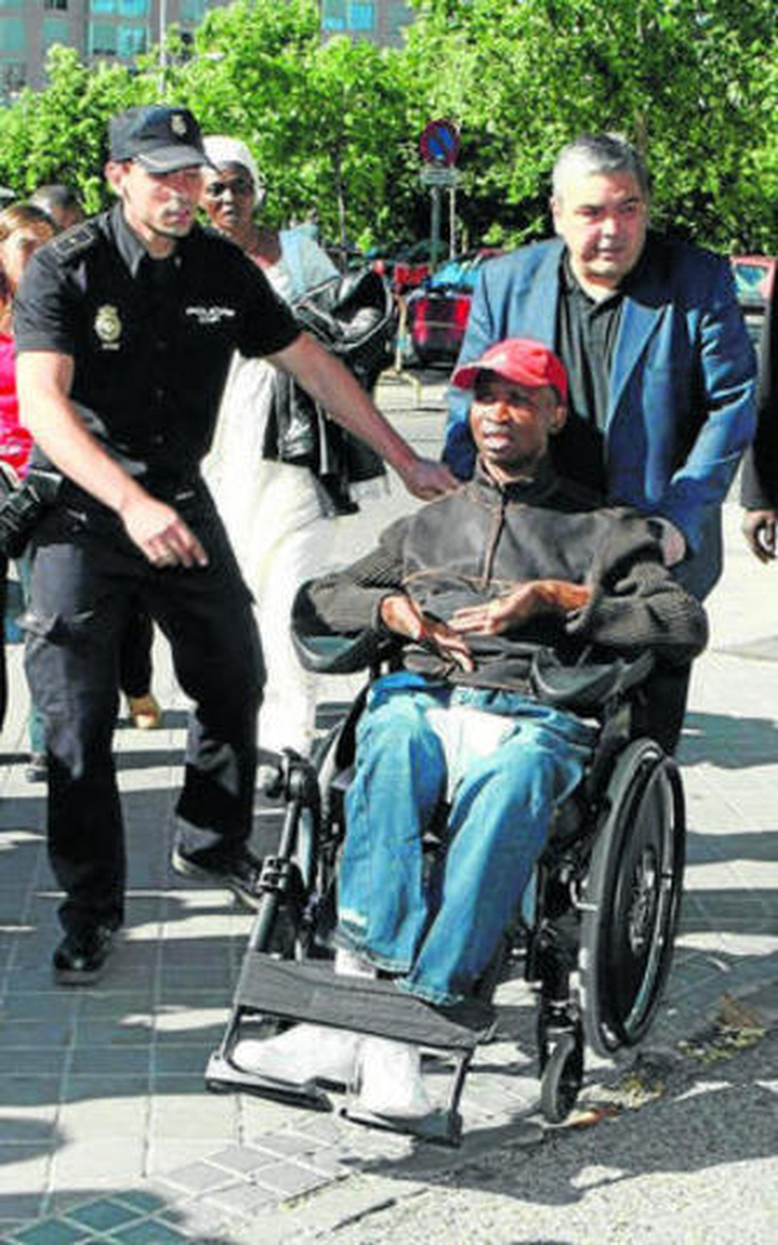 Miwa Buene Monake a su llegada a la Audiencia, ayer en Madrid.