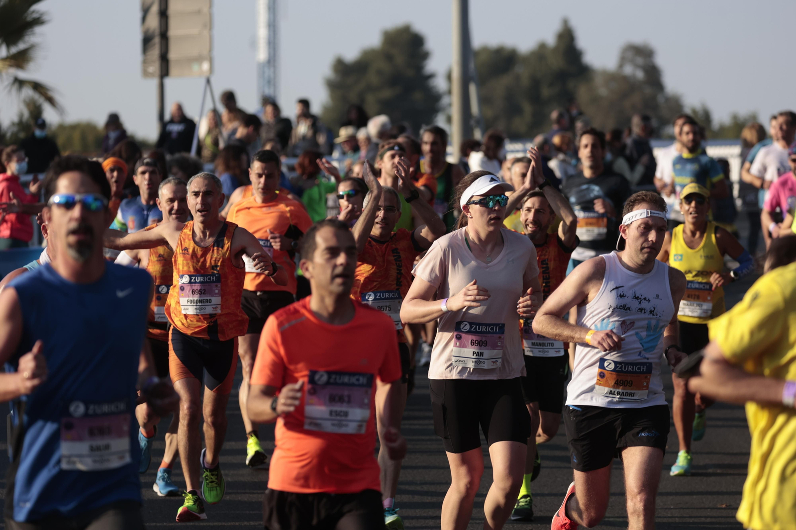 Las imágenes de la Maratón de Sevilla 2022 (10)