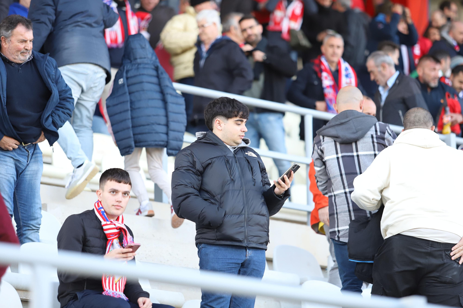 Búscate en el Algeciras CF-Recreativo Granada de Primera Federación